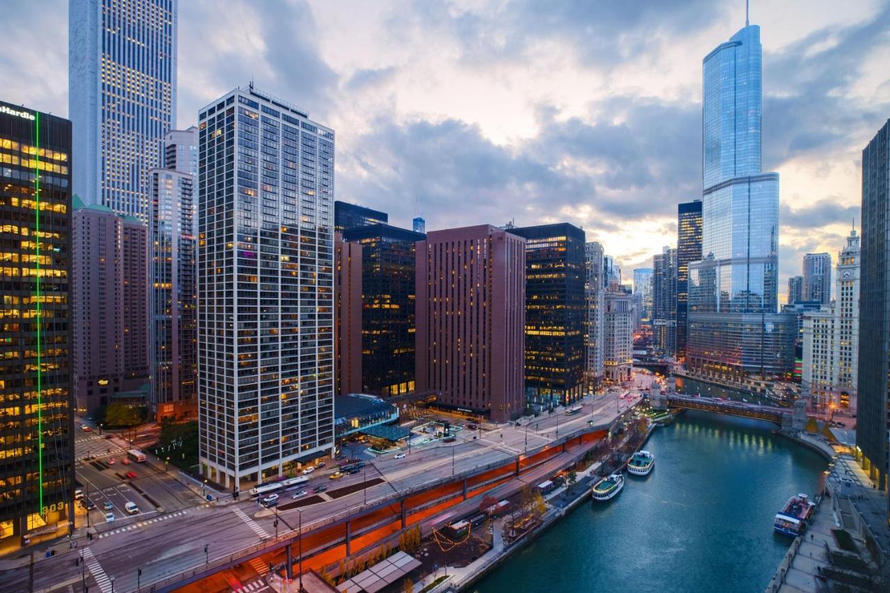 Sheraton Grand Chicago Riverwalk Exteriör bild