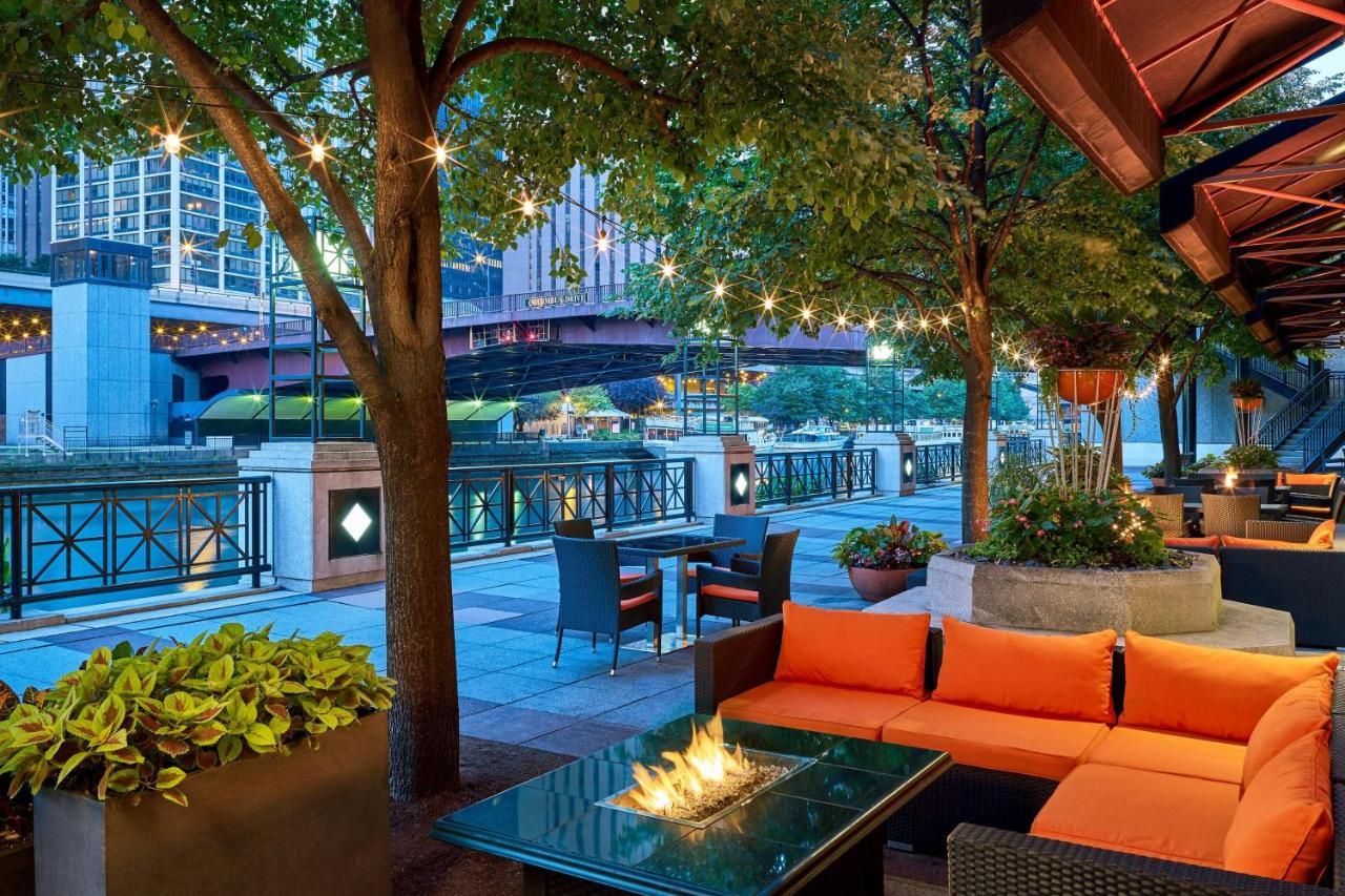 Sheraton Grand Chicago Riverwalk Exteriör bild