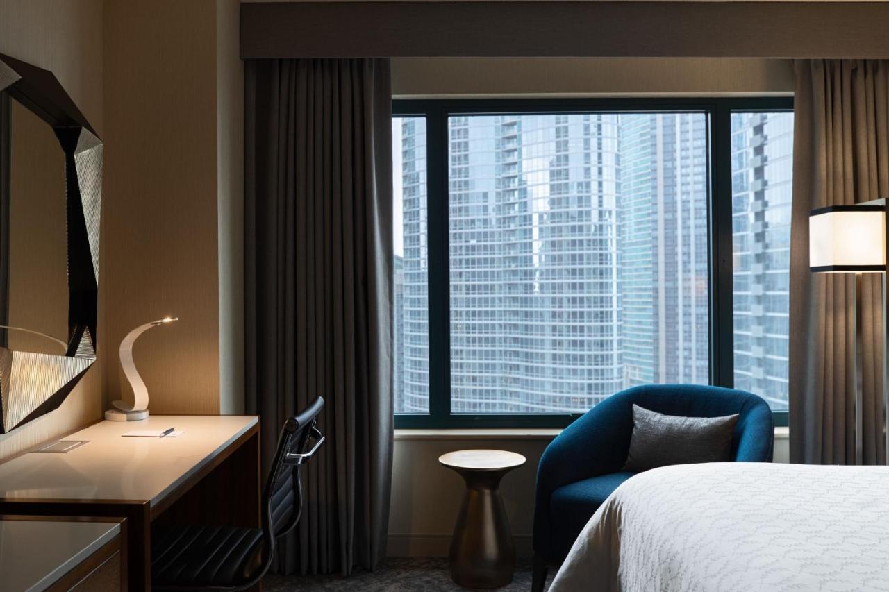 Sheraton Grand Chicago Riverwalk Exteriör bild
